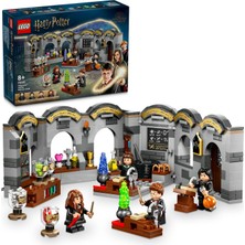 Şanal LEGO Harry Potter Hogwarts Şatosu: Iksir Dersi 76431-8 Yaş ve Üzeri Çocuklar Için Koleksiyonluk Yaratıcı Oyuncak Yapım Seti (397 Parça)