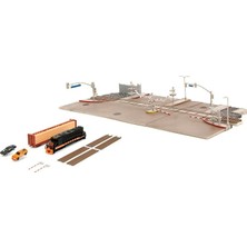 MSP Toys Hızlı ve Öfkeli Tren Sahnesi - Diorama 2 Nano Model Araba (Dodge Charger ve Toyota Supra), Tren ve Hızlı ve Öfkeli Filminin Final Yarış Sahnesi Için Aksesuarlar Dahil, 8 Yaş ve Üzeri