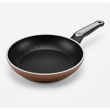 MSP Assos 22 cm Maxi Tava - Bordo Renkli, Metalik Detaylı Saplı Yanmaz Yapışmaz Pratik Pişirme Tavası
