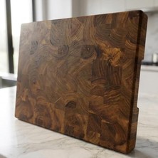 MSP Yapımı Ceviz End Grain Kesme Tahtası 40X30X4 cm – Masif Ahşap Kasap Blok – Kalın Doğrama Tahtası – Profesyonel Mutfak ve Sunum Tahtası