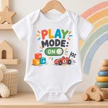 Igıgı Collection Play Mode On Ingilizce Baskılı %100 Pamuk Beyaz Unisex Bebek Zıbın
