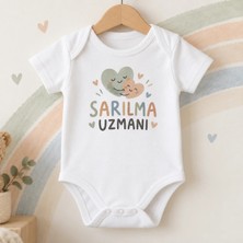 Igıgı Collection Sarılma Uzmanı Baskılı %100 Pamuk Beyaz Unisex Bebek Zıbın