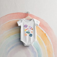 Igigi Collection Igıgı Galaksi ve Uzay Baskılı %100 Pamuk Kısa Kollu Beyaz Unisex Bebek Zıbın