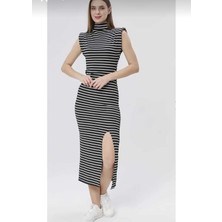 Pazen Moda Kadın Siyah Beyaz Çizgili Dik Yakayırtmaç Detaylı Vatkalı Triko Midi Elbise