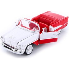 Welly 1:24 Ölçekli 1955 Oldsmobile Super 88 Beyaz Metal Gövde ile Koleksiyonluk Araba