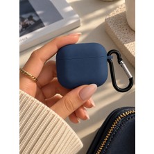 bbtech Airpods 4 / 5 Uyumlu Sert Silikon Kılıf, Kadife Iç Yüzeyli, Askı Aparatlı Koruyucu Kılıf