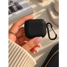 bbtech Airpods 4 / 5 Uyumlu Sert Silikon Kılıf, Kadife Iç Yüzeyli, Askı Aparatlı Koruyucu Kılıf
