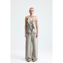 Gaca Collection Lavanda Ön Volanlı Bağcıklı Bluz ve Pantolon Taş Rengi Takım