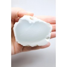 Healcrystal Ice Blue Opal Dilimi - Saydam Gökyüzü Mavisi Çekirdek ve Süt Beyaz Porselen Çerçeve, 140G