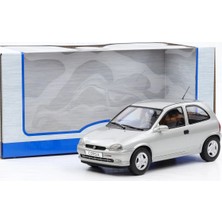 1:18 Ölçek Mcg 1993 Opel Corsa B Diecast Metal Minyatür Model Araba 25CM