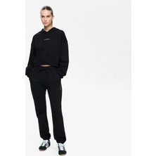 Les Benjamins Women's Black Sweatshirt