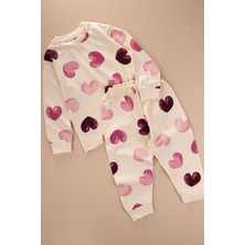 Cigit Desenli Pijama Takımı 2-8 Yaş Ekru Kalp Desenli