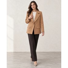 Nazzain Geniş Yakalı Blazer Ceket