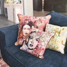 Bacı Mılano Baci Milano Memories Velvet Cushion 60X60 cm - Frida - Multicolor