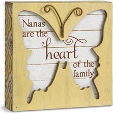 Store Simple Spirits 41090 Nanas Are The Heart Of The Family Kelebek Plaket, 10,5 Cm, Beyaz