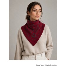 Sebir Moda Etnik Desenli Çift Taraflı Triko Üçgen Fular