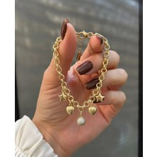 Yonca Cm Jewelry Kalp ve Yıldız Detaylı Dorikalı Charm Bileklik, 14 Ayar Altın Kaplama 17+3 cm Ayarlanabilir