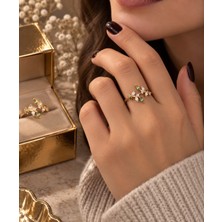 Ayen Accessories Kadın Gold Renk Yeşil Taşlı Çiçek Figürlü Yüzük – Zirkon Taşlı Zarif Şık Yüzük