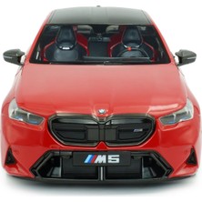 Bmw M5 (G90) 2025 – Sportif Iş Sedanı, Siyah Vurgular, Kontrast Jantlar, Diecast Model Araba, Ateş Kırmızısı, 1:18