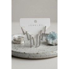 Inure Jewelry Gümüş Renk Zirkon Taşlı Pirinç Kare Model Kadın Küpe Seti