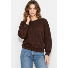 Mevese Yaldız Baskılı Zincirli ve Fularlı Kadın Oversize Modal Sweatshirt  - Acı Kahve