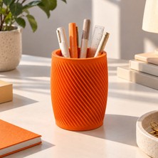 Basart Spiral Desenli Kalemlik – Dekoratif Masaüstü Kalem Organizeri – Modern Ofis ve Çalışma Masası Düzenleyici