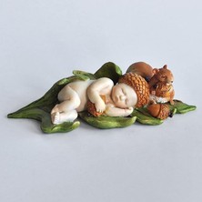 Collection Minyatür Peri Bahçesi ve Teraryum Uyuyan Palamut Peri Bebek Sincap Heykeli