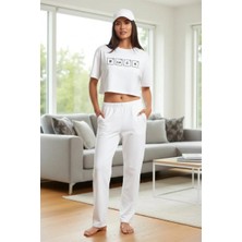 Çamaşır Kenti Kadın Beyaz Baskılı Crop T-Shirt Pantolon Takım Rahat Günlük Spor Şık Ikili Set