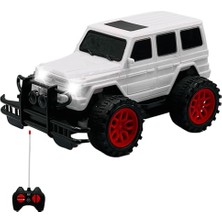 Giffy/oyuncak Uzaktan Kumandalı Pilli Full Fonksiyon Işıklı Drift Atabilen Offroad Yüksek Teker Araba Jeeep (Beyaz)