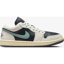 Jordan Air Jordan 1 Low Women's Cream Sneakers