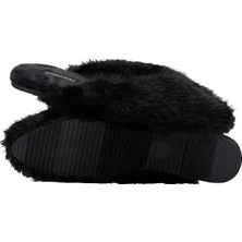Victoria's Secret Faux Fur Closed-Toe Slippers