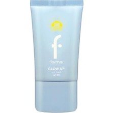Pratik Ev Nemlendirici Etkili, Işıltılı Bitişli Güneş Koruyucu Baz SPF50-001 Şeffaf