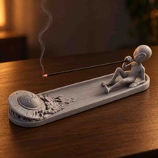 Middles & Niddles Collection Uzaylı Figürlü Uzay Temalı Dekoratif Tütsülük – 3D Baskı Tütsü Tutucu