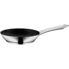 Pratik Ev Nordic Profi 20 cm Tava, Indüksiyon Uyumlu, Yapışmaz Kaplamalı, Cromargan® Yüksek Kaliteli Paslanmaz Çelik, Fırına Uygun, Tüm Ocak Tipleriyle Uyumlu, Bulaşık Makinesinde Yıkanabilir