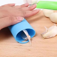 Pratik Ev 2 Adet Silikon Sarımsak Soyucu Rulo, Sağlığa Zararsız Kauçuk, Mix Renk