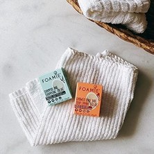 Prime Foamie Kuru Saçlar Için Sağlam Şampuan, Aloe ve Badem Yağı, Seyahat FORMATINDA,%100 Vegan, Plastik ve Sülfat Içermez, 20 G