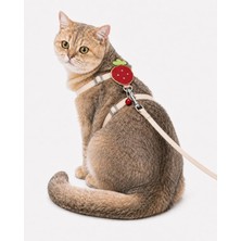 Çilek Figürlü Zilli Kedi Göğüs Tasması ve Gezdirme Kayışı Seti, Ayarlanabilir Göğüs Tasması ve Gezdirme Ipi, Günlük Gezi ve Yürüyüş Için (Bej)
