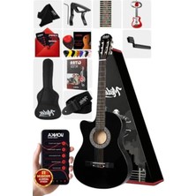 Siyah Klasik Gitar 4/4 Kesik Kasa ile Müzikal Performans