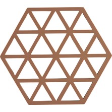 Merfi Store Üçgen Altlık, 250 °c'ye Kadar Isıya Dayanıklı, Silikon Altlık, Tencere ve Tavalar Için Dekoratif Altlık, Bulaşık Makinesinde Yıkanabilir, 16 x 14 Cm, Badem