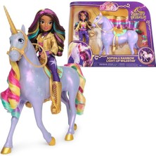 Academy Sophia ve Işık Büyüsü Wildstar – Sevilen Netflix Serisinden Yakl. 28 cm Boyda Tek Boynuzlu At, Işık ve Ses Efektleri ve 24 cm Boyunda Tam Hareketli Giydirme Bebeği 4 Yaş+ Çocuklar Için