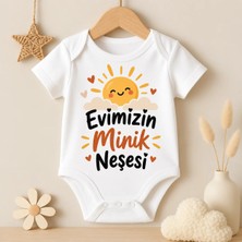 Igigi Collection Igıgı Evimizin Minik Neşesi Baskılı %100 Pamuk Unisex Bebek Zıbın