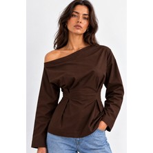 Rose Arya Kahve Kayıkyaka Beli Pile Detaylı Uzun Kollu Tshirt