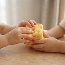 Vittuc Yumuşak Sünger Dokulu Küp Peynir Squishy, Eğlenceli Stres Giderici Sukuşi Oyuncak (1ADET)