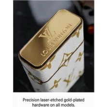 Belirtilmemiş Beyaz Gold Monogram Desenli Kapaklı Sigara Kutusu