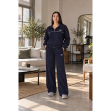 Kadın Nakışlı Sweatshirt ve Geniş Paça Pantolon Ikili Takım