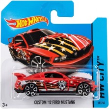 Hot Wheels Custom '12 Ford Mustang - Kırmızı - 2014 - BFC41 - 1/64