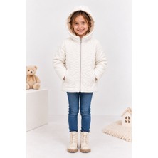 Merdia Kids Kurdele Desenli Su ve Rüzgar Geçirmez Kız Çocuk Mont