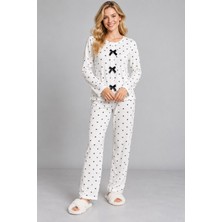 Kadın Beyaz Waffle Siyah Fiyonklu Desenli Önü Patlı Düğmeli Uzun Kollu Pijama Takımı