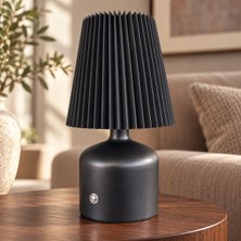 Siyah Pileli Şarjlı LED Masa Lambası – 3 Işık Modlu Dekoratif Abajur