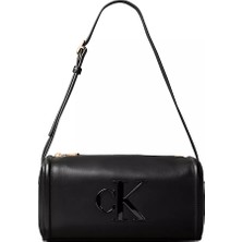 Calvin Klein Kadın Yumuşak Formlu Ck Logolu Ayarlanabilir Omuz Askılı Siyah Çanta LV04F3894G-UB1